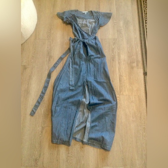 DRAPER JAMES DENIM WRAP DRESS. EUC - Picture 2 of 5